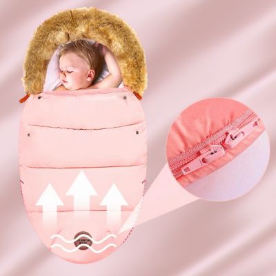 Chancelière-rose-enveloppante-bébé-endormi-fermeture-glissière