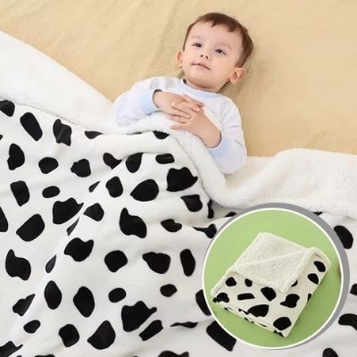 couette-bebe-bear-enveloppant-bébé-sourire