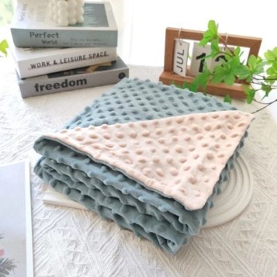 couverture-pour-bébé-gris-beige-livre-freedom-perfect-world