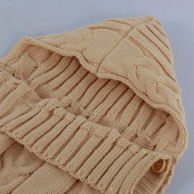 nid-d-ange-beige-tricot-capuche
