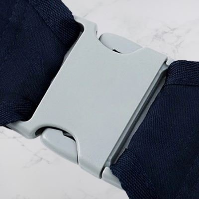 porte-bebe-gris-attaches-bretelles