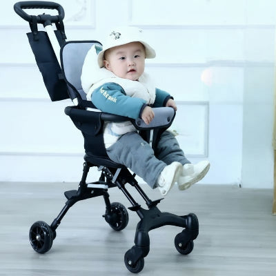 Poussette-pliable-coussin-gris-bébé-assis-dans-poussette