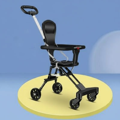 Poussette-pliable-noire-ouverte