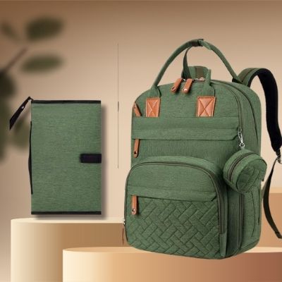 sac-a-langer-bebe-vert-matelas-a-langer-model