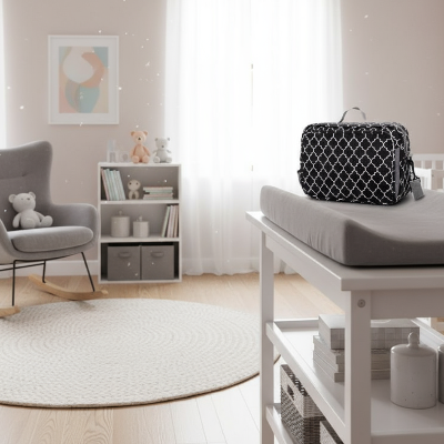 Ambiance chambre élégante sac a langer losange